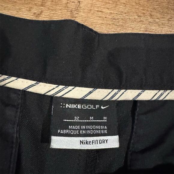 Lot of 2 Nike Golf FitDry Pleated Chino Shorts Beige Black Size 32 Pockets FLAW - Picture 13 of 16